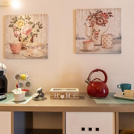 モノーポリDimora Di Donnaアパートメント エクステリア 写真